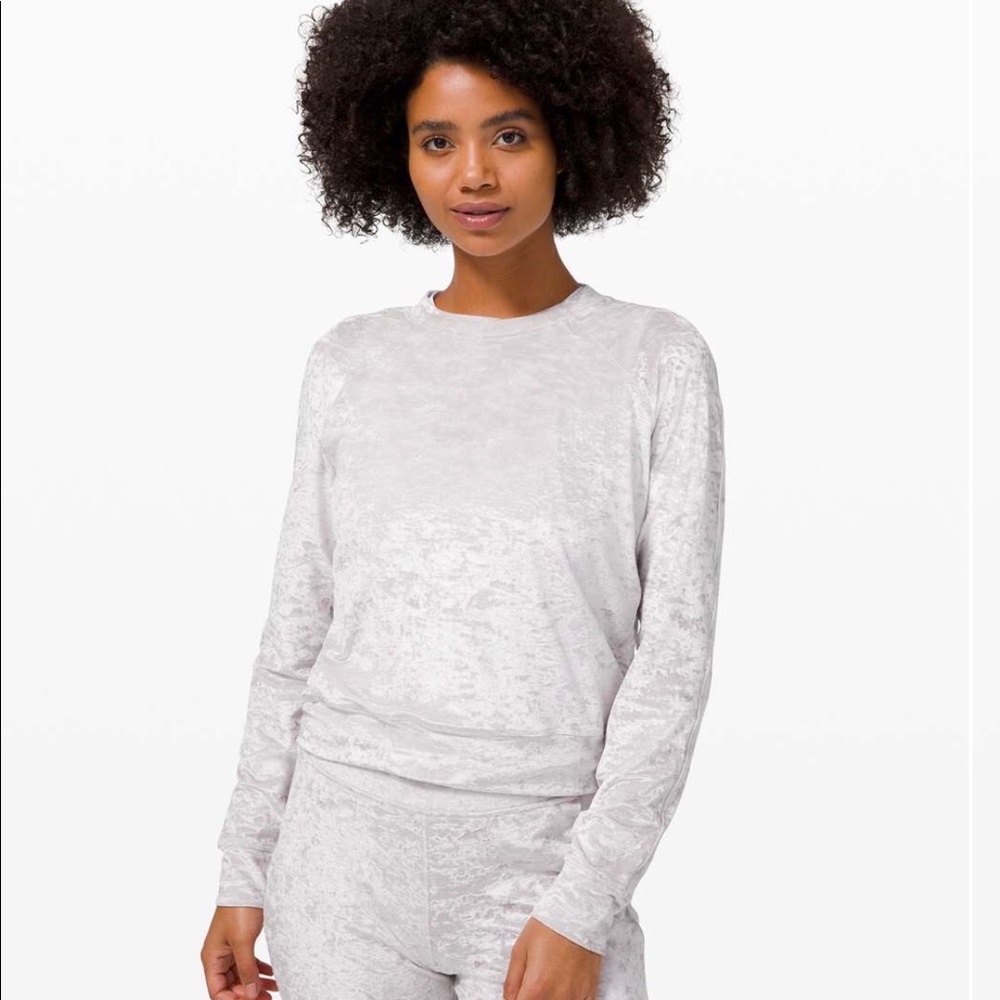 NWT Lululemon Warm Down Crew Chrome Crushed Velvet